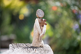 Kunstvolle Holzkunst aus Treibholz. Holzfiguren und Skulpturen für Haus und Garten in Starnberg.